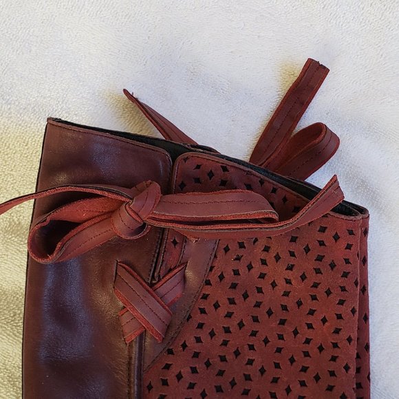 Anthropologie Knee-Hight Boots in Burgundy. US07. NEW - Picture 6 of 6